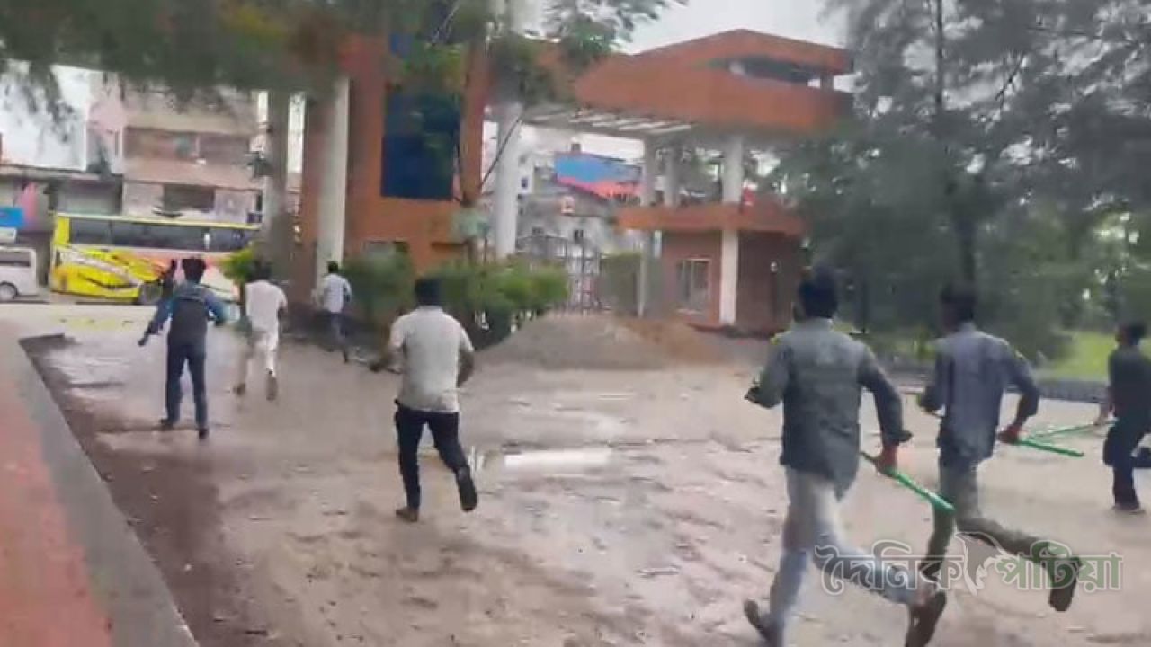 বরিশাল বিশ্ববিদ্যালয়ে ছাত্রদল-শিবির সংঘর্ষ