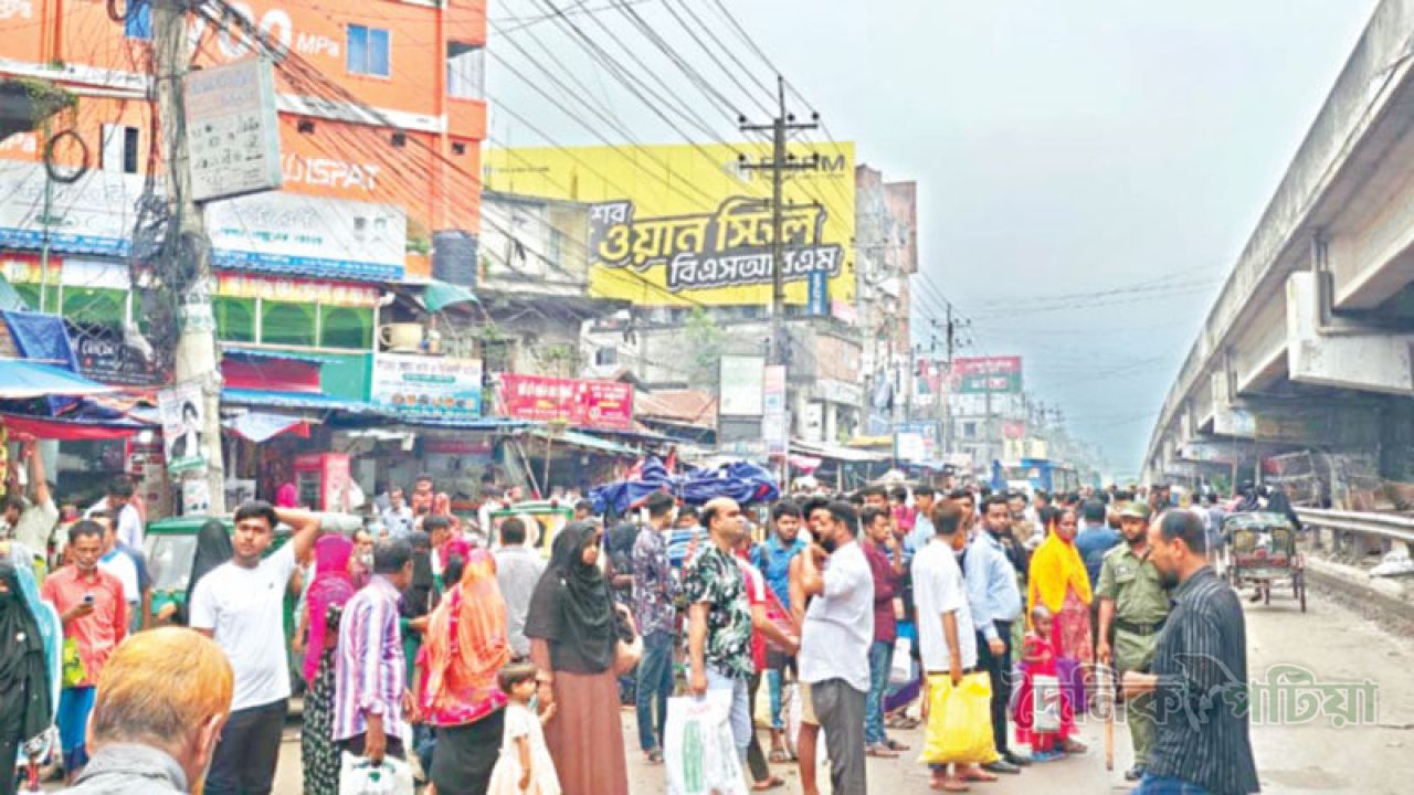 গ্যাসের সংকটে পোশাক কারখানায় ছুটি বেড়েছে