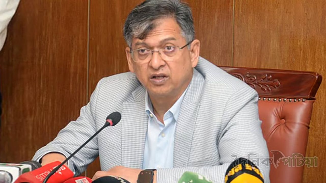 নতুন দায়িত্বে স্বরাষ্ট্রমন্ত্রী সালাহউদ্দিন আহমদ, প্রজ্ঞাপন জারি